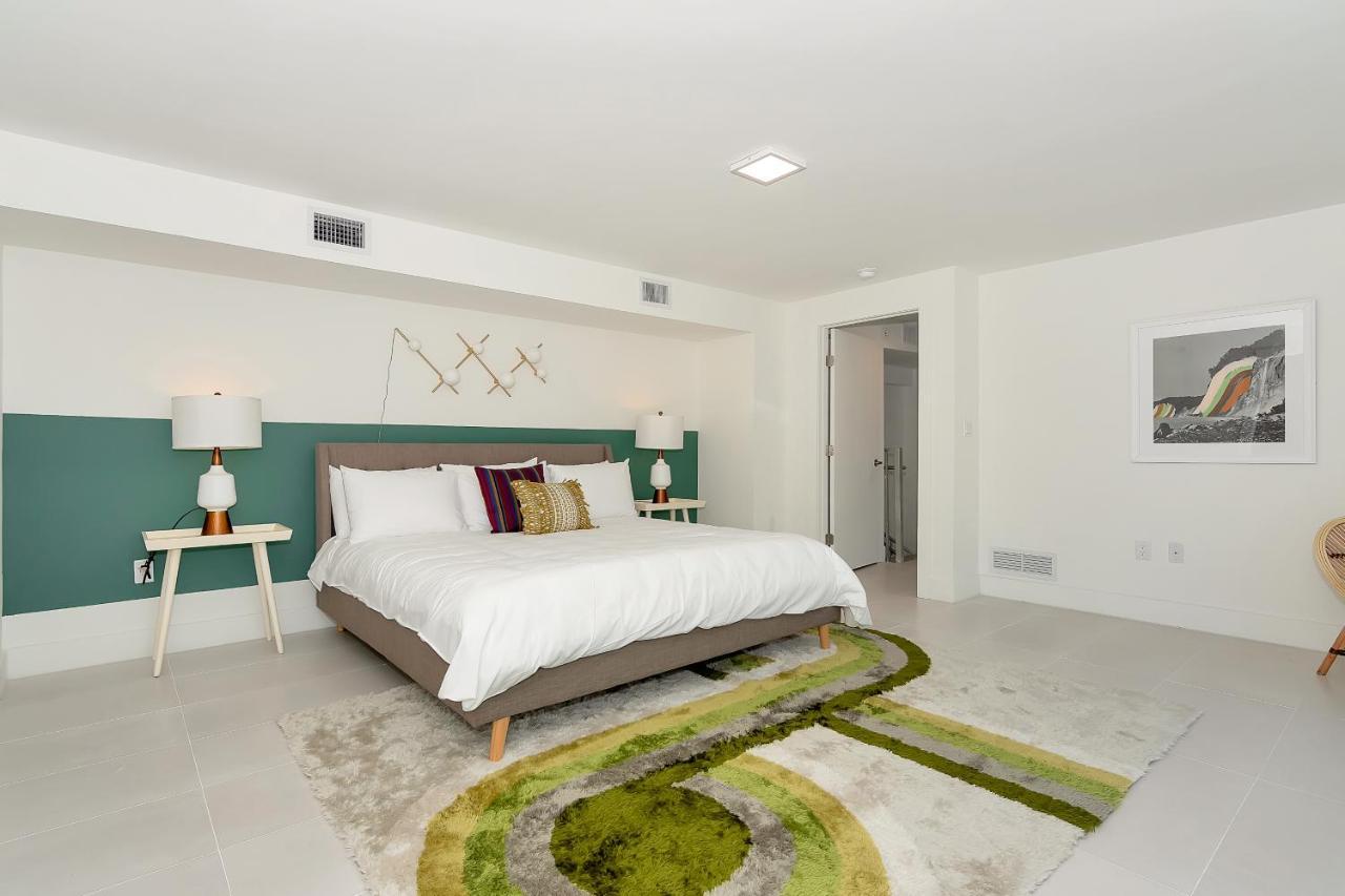 Roami At Grove 27 Apartment Miami Luaran gambar