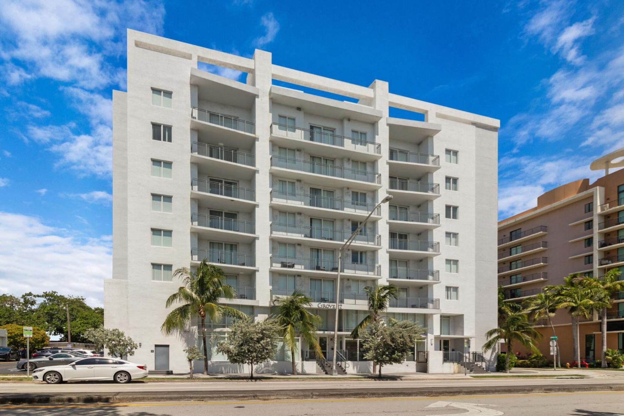 Roami At Grove 27 Apartment Miami Luaran gambar